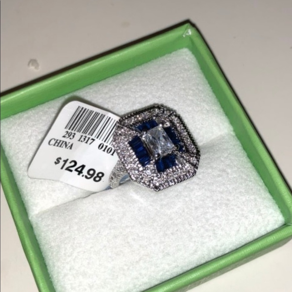 Silver ring - Picture 4 of 4